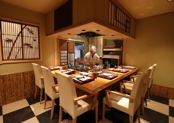 向島七福すずめの御宿店内